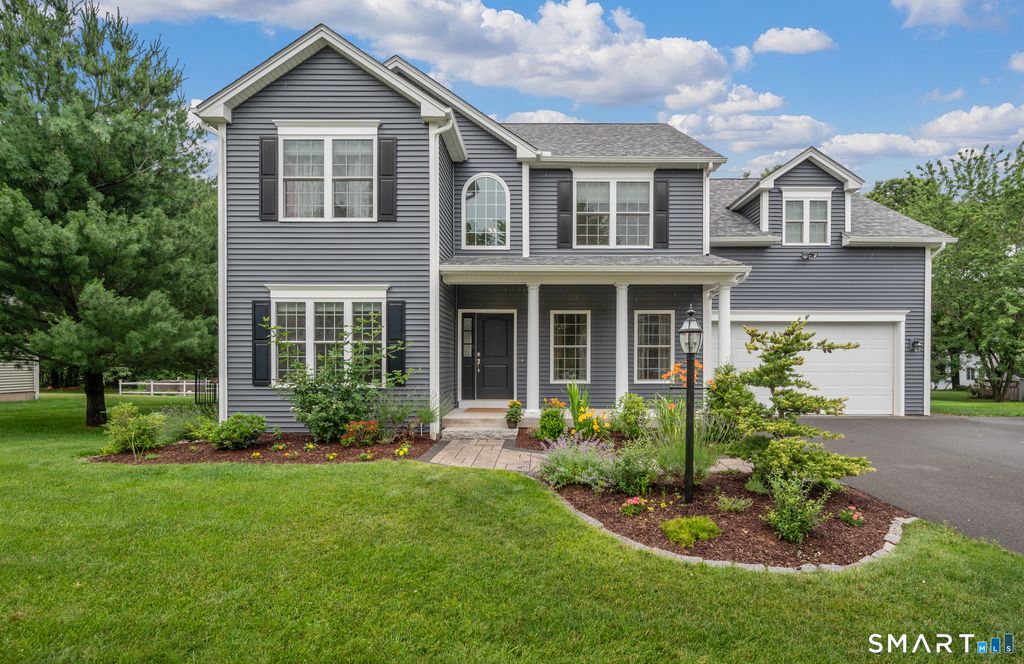 71 Abbey Road, Glastonbury, CT 06033