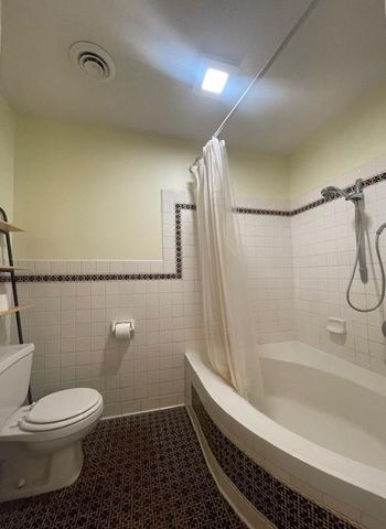 5461 E Brenner Pass, Fridley, MN 55432