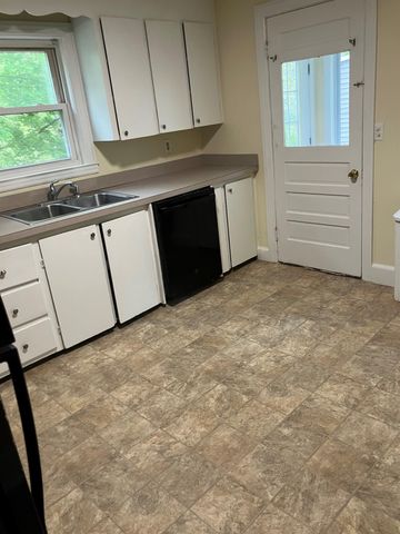 30 Millville Street, Salem, NH 03079