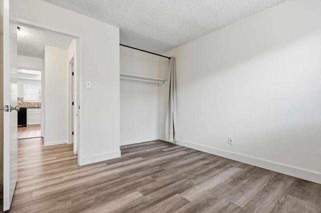 17 Vista Court, South San Francisco, CA 94080