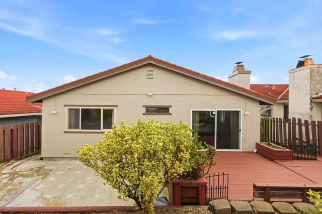 17 Vista Court, South San Francisco, CA 94080