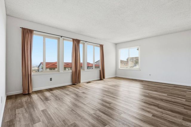17 Vista Court, South San Francisco, CA 94080
