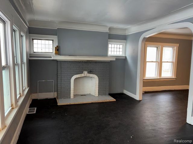 204 Philip Street, Detroit, MI 48215