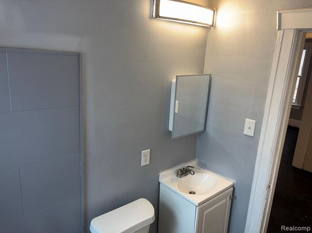 204 Philip Street, Detroit, MI 48215