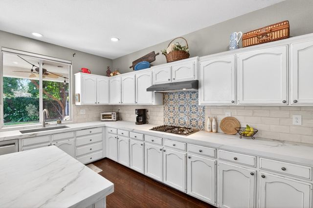 3130 Hillcrest Court, Madera, CA 93637