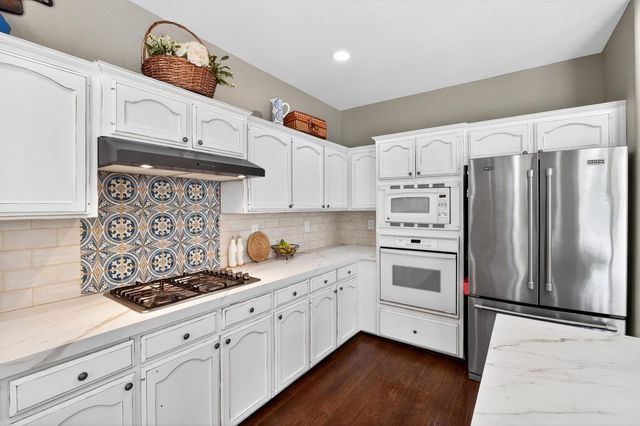 3130 Hillcrest Court, Madera, CA 93637