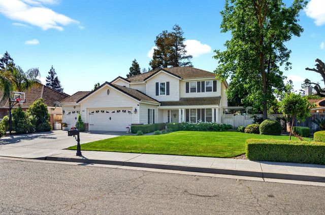 3130 Hillcrest Court, Madera, CA 93637