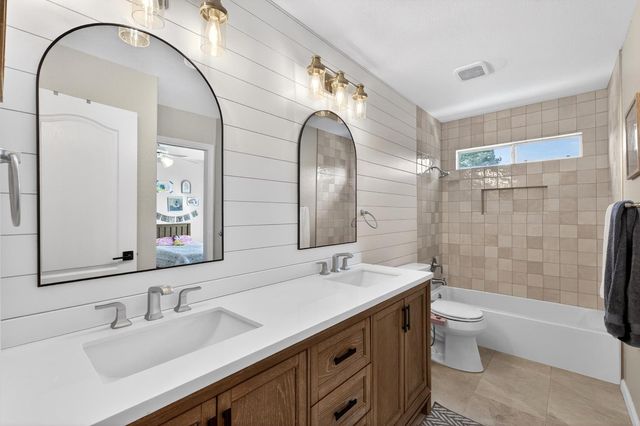 3130 Hillcrest Court, Madera, CA 93637