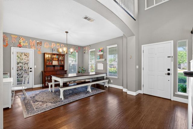 3130 Hillcrest Court, Madera, CA 93637