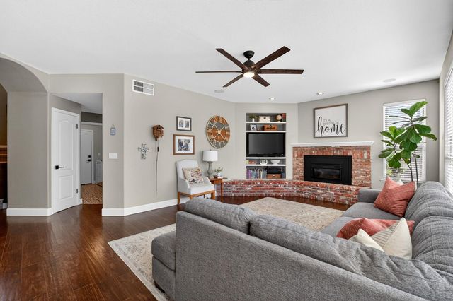 3130 Hillcrest Court, Madera, CA 93637