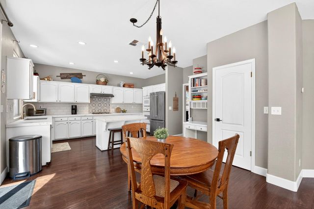 3130 Hillcrest Court, Madera, CA 93637