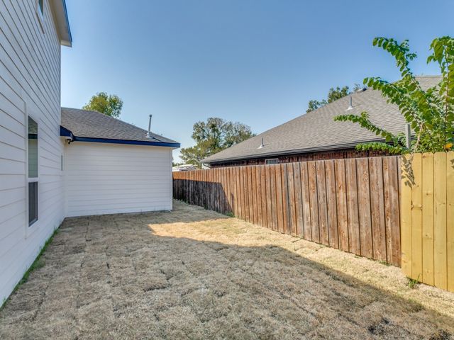 1610 Life Avenue, Dallas, TX 75212