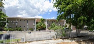 1525 NW 19th Ter 15, Miami, FL 33125