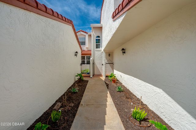 226 Florida Shores Boulevard, Daytona Beach Shores, FL 32118