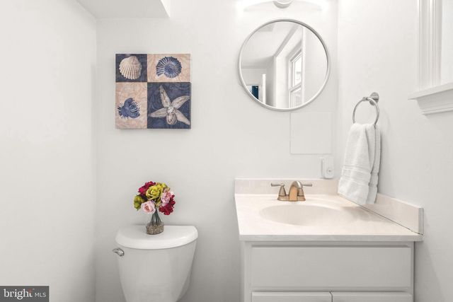 8607 PINECLIFF DR, Frederick, MD 21704