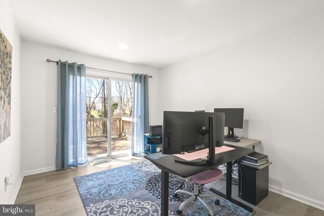 8607 PINECLIFF DR, Frederick, MD 21704