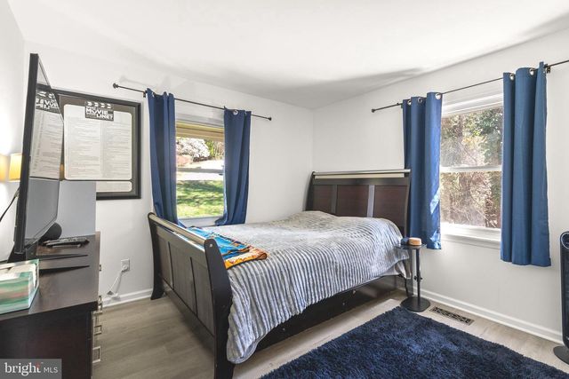 8607 PINECLIFF DR, Frederick, MD 21704