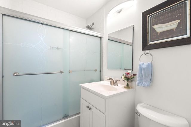 8607 PINECLIFF DR, Frederick, MD 21704