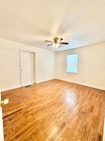 922 Ridgeway Avenue, Signal Mountain, TN 37377