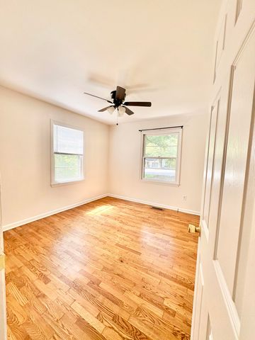 922 Ridgeway Avenue, Signal Mountain, TN 37377