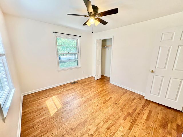 922 Ridgeway Avenue, Signal Mountain, TN 37377