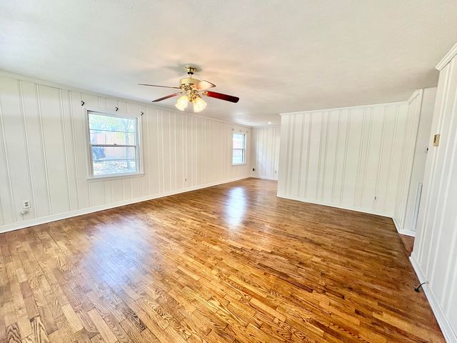 922 Ridgeway Avenue, Signal Mountain, TN 37377