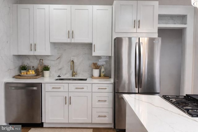 613 ROXBORO PL NW, Washington, DC 20011