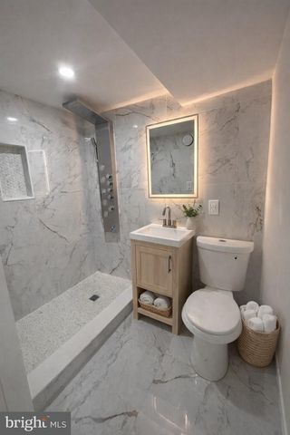 613 ROXBORO PL NW, Washington, DC 20011