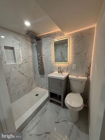 613 ROXBORO PL NW, Washington, DC 20011