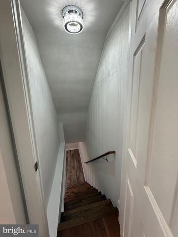 613 ROXBORO PL NW, Washington, DC 20011