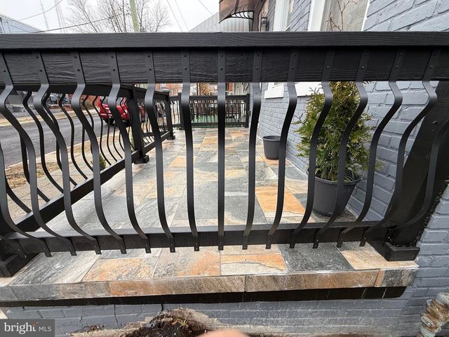 613 ROXBORO PL NW, Washington, DC 20011