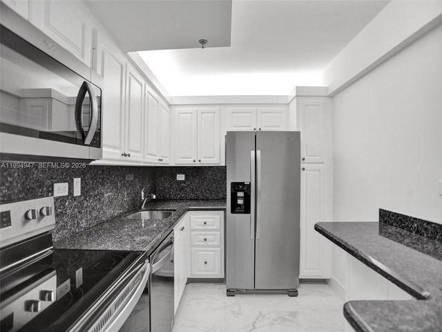 20355 NE 34th Court 1222, Aventura, FL 33180