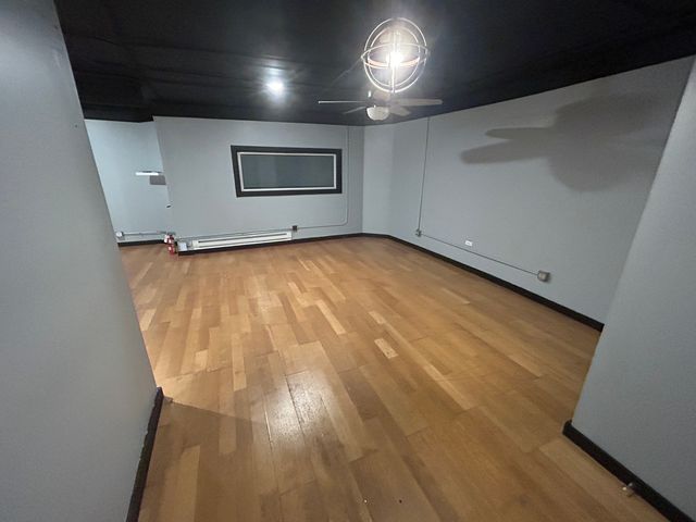 27 E Park Boulevard, Villa Park, IL 60181