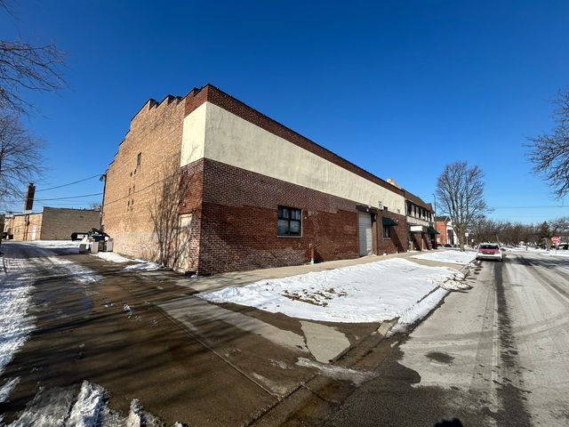 27 E Park Boulevard, Villa Park, IL 60181