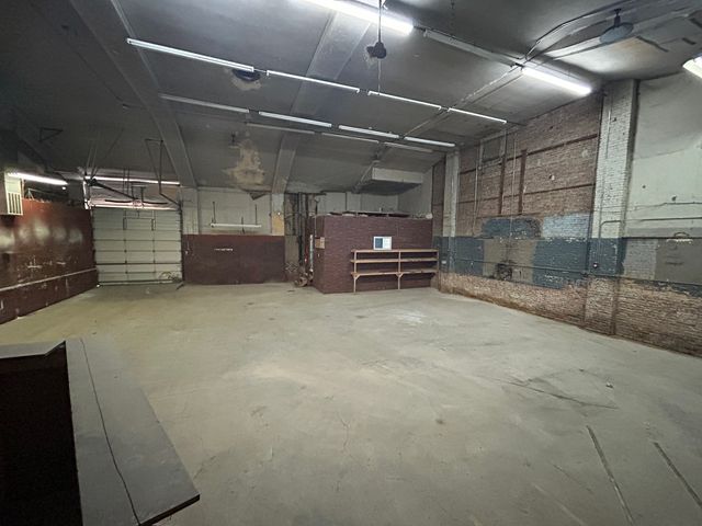 27 E Park Boulevard, Villa Park, IL 60181