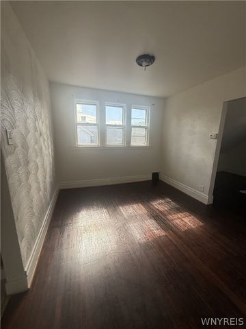 213 Courtland Avenue, Buffalo, NY 14215