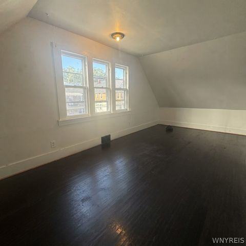 213 Courtland Avenue, Buffalo, NY 14215