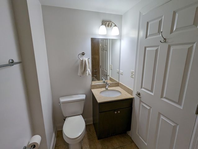 2834 N Albany Avenue G, Chicago, IL 60618