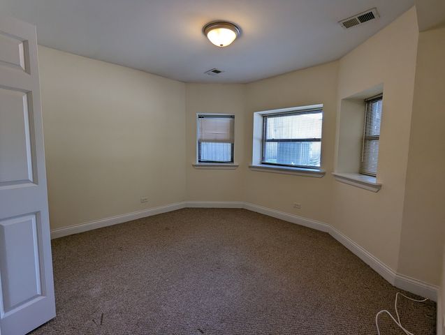 2834 N Albany Avenue G, Chicago, IL 60618