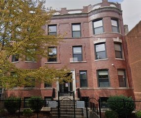 2834 N Albany Avenue G, Chicago, IL 60618
