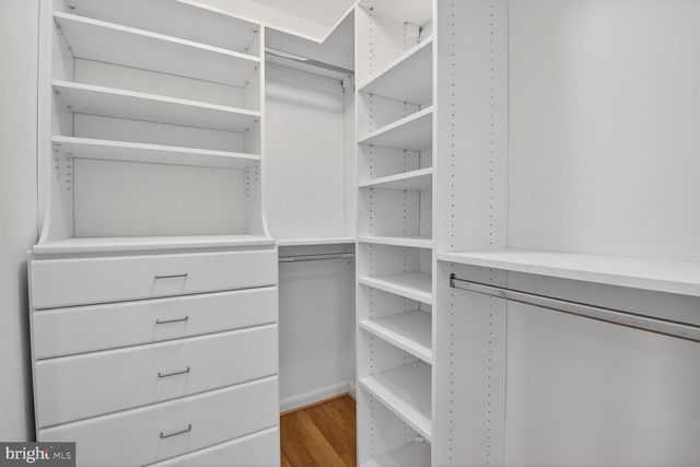 6104 ROBINWOOD RD, Bethesda, MD 20817