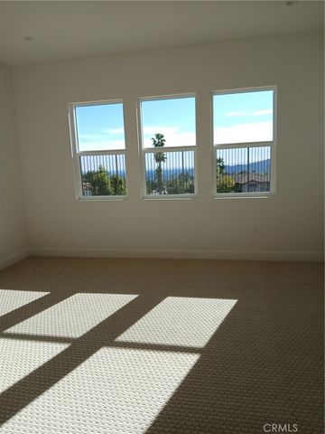 740 Via Arezzo Place, Altadena, CA 91001