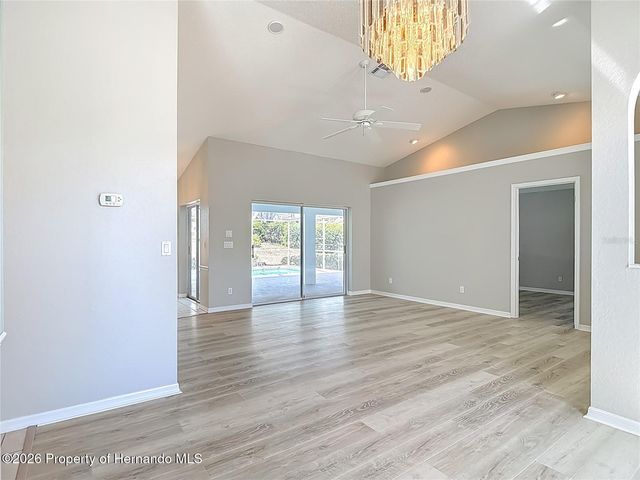 1039 GreenTurf Road, Spring Hill, FL 34608