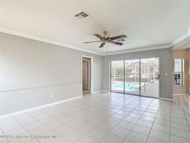 1039 GreenTurf Road, Spring Hill, FL 34608