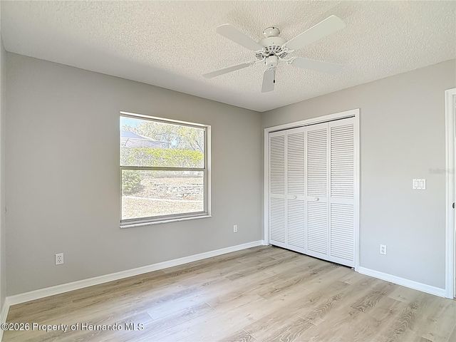 1039 GreenTurf Road, Spring Hill, FL 34608