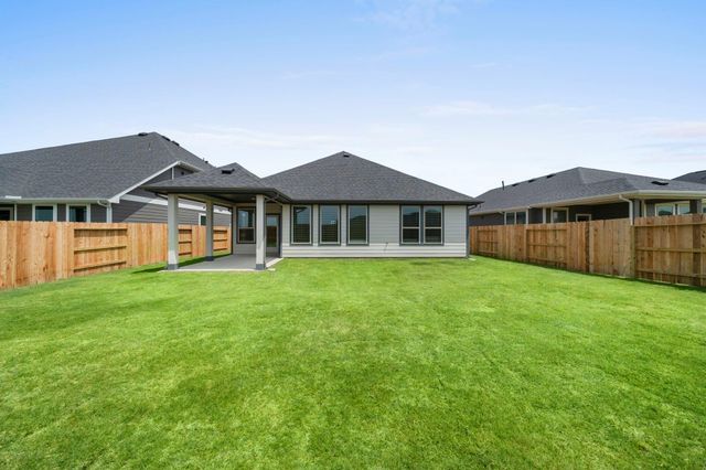 116 Coastal Prairie Drive, Waller, TX 77484