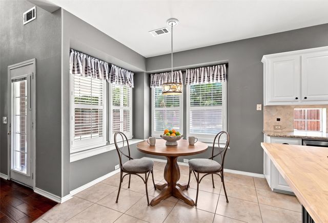 4 Fountain Gate Circle, Allen, TX 75002