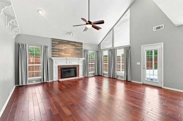 4 Fountain Gate Circle, Allen, TX 75002