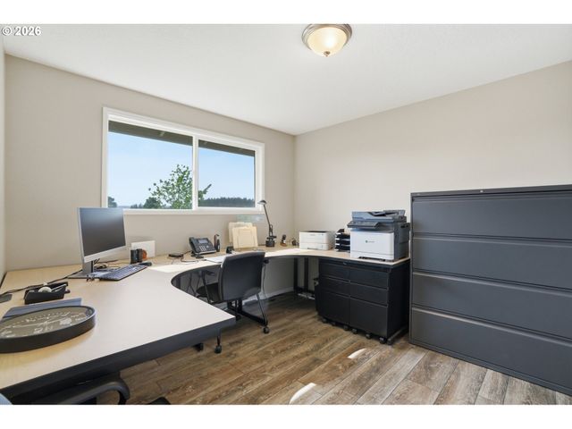 23901 Ne AIRPORT Rd, Aurora, OR 97002