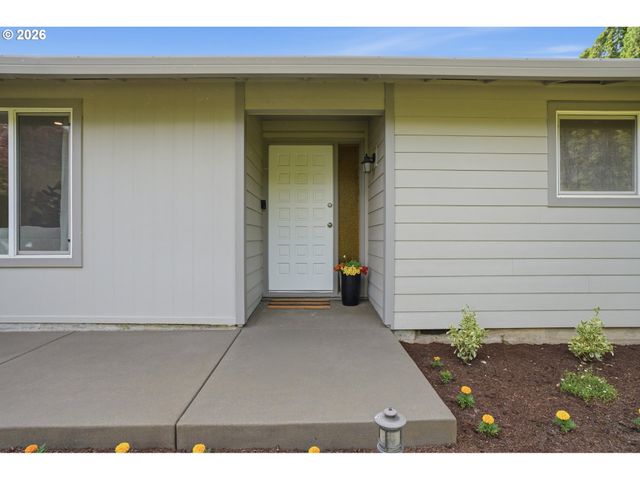 23901 Ne AIRPORT Rd, Aurora, OR 97002